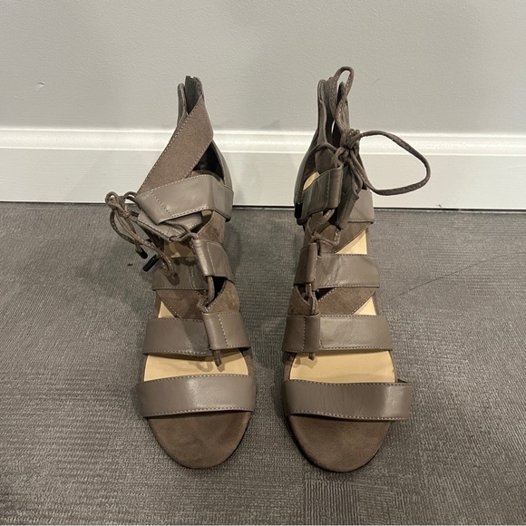 Nine‎ West Tan Strappy Heeled Sandals 8.5 - Picture 1 of 7